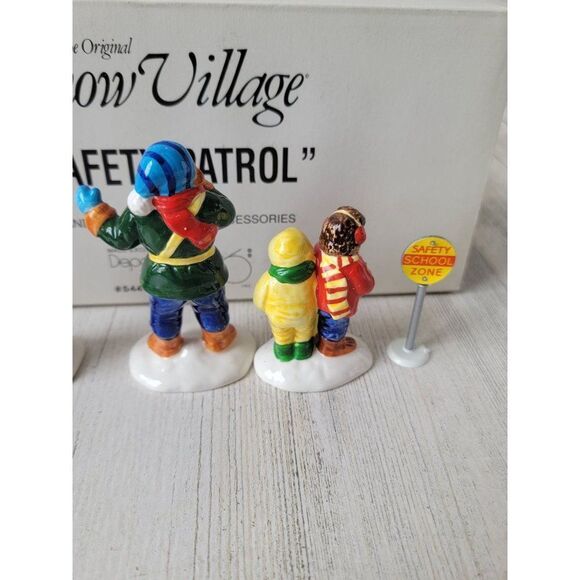 Dept 56 54496 Safety Patrol snow village accessory Xmas - Picture 7 of 7